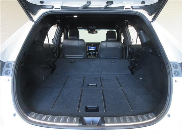 ���A�V�[�g��|������ԁB�ȒP����ł����Ƃ����ԂɃt���b�g�X�y�[�X���L����܂��̂ő傫�ȉו����y�ɐς߂܂��B�󋵂ɍ��킹���V�[�g�A�����W�ŁA�l�X�ȃV�[���ɑΉ��o���܂��B