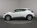 Ｃ－ＨＲ Ｓ－Ｔ　ＬＥＤパッケージ　ワンセグ　メモリーナビ　バックカメラ　衝突被害軽減システム　ＥＴＣ　ＬＥＤヘッドランプ　ワンオーナー　記録簿（3枚目）