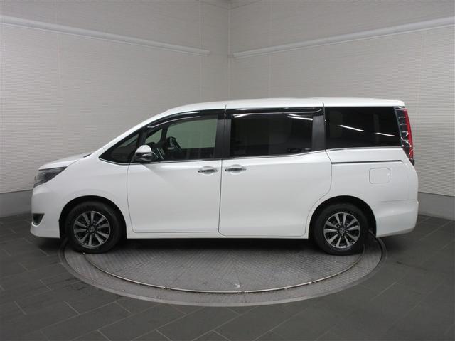 エスクァイア Ｇｉ　フルセグ　メモリーナビ　ＤＶＤ再生　後席モニター　バックカメラ　衝突被害軽減システム　ＥＴＣ　両側電動スライド　ＬＥＤヘッドランプ　乗車定員７人　３列シート　ワンオーナー　記録簿　アイドリングストップ（3枚目）