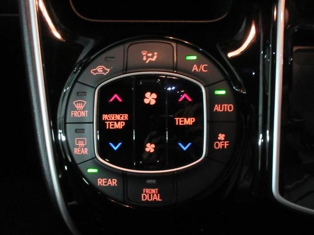 エスクァイア Ｇｉ　フルセグ　メモリーナビ　ＤＶＤ再生　後席モニター　バックカメラ　衝突被害軽減システム　ＥＴＣ　両側電動スライド　ＬＥＤヘッドランプ　乗車定員７人　３列シート　ワンオーナー　記録簿　アイドリングストップ（19枚目）