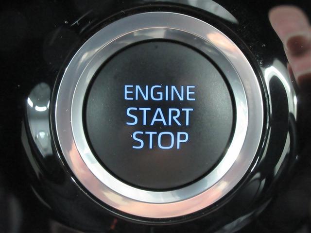 ヴォクシー Ｓ－Ｚ　メモリーナビ　ミュージックプレイヤー接続可　後席モニター　バックカメラ　衝突被害軽減システム　ＥＴＣ　両側電動スライド　ＬＥＤヘッドランプ　乗車定員７人　３列シート　記録簿（17枚目）