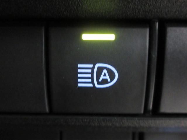 ヴォクシー Ｓ－Ｚ　メモリーナビ　ミュージックプレイヤー接続可　後席モニター　バックカメラ　衝突被害軽減システム　ＥＴＣ　両側電動スライド　ＬＥＤヘッドランプ　乗車定員７人　３列シート　記録簿（21枚目）