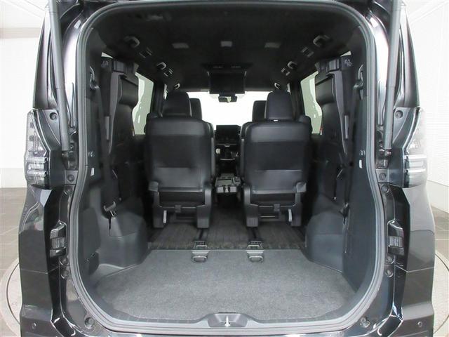 ヴォクシー Ｓ－Ｚ　メモリーナビ　ミュージックプレイヤー接続可　後席モニター　バックカメラ　衝突被害軽減システム　ＥＴＣ　両側電動スライド　ＬＥＤヘッドランプ　乗車定員７人　３列シート　記録簿（35枚目）