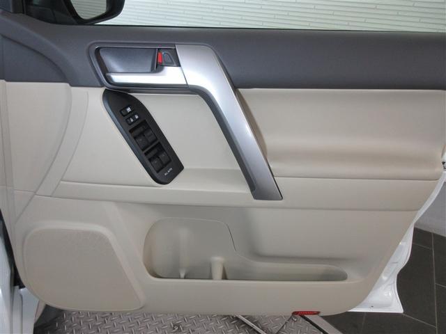 ランドクルーザープラド ＴＸ　Ｌパッケージ　革シート　サンルーフ　４ＷＤ　フルセグ　メモリーナビ　ＤＶＤ再生　バックカメラ　衝突被害軽減システム　ＥＴＣ　ＬＥＤヘッドランプ　乗車定員７人　３列シート　ワンオーナー　記録簿（30枚目）