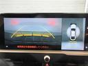 バックモニターで、駐車時に見えにくい後方をしっかり確認できます。