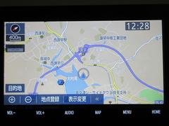 純正ナビで、慣れない道も旅先も安心。 6