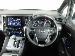運転席はその車の重要ポイント。ぜひ実際にご乗車ください。お待ちしてます。 5