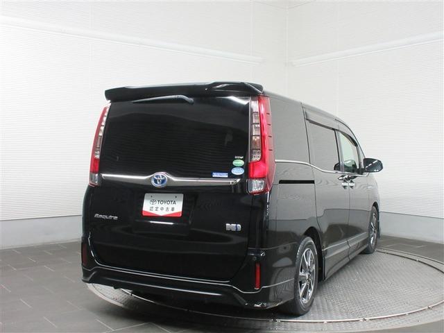 エスクァイア GIブラックテーラード フルセグ メモリーナビ DVD再生 後席モニター バックカメラ 衝突被害軽減システム ETC ドラレコ 両側電動スライド LEDヘッドランプ 乗車定員7人 3列シート 記録簿(3枚目)