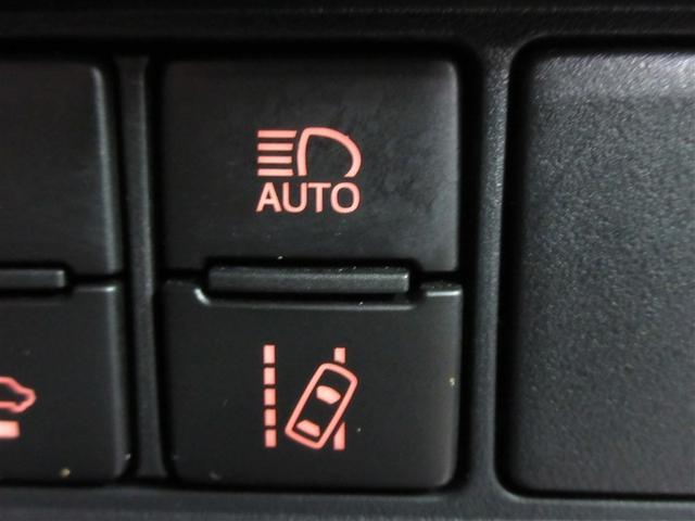 エスクァイア GIブラックテーラード フルセグ メモリーナビ DVD再生 後席モニター バックカメラ 衝突被害軽減システム ETC ドラレコ 両側電動スライド LEDヘッドランプ 乗車定員7人 3列シート 記録簿(23枚目)