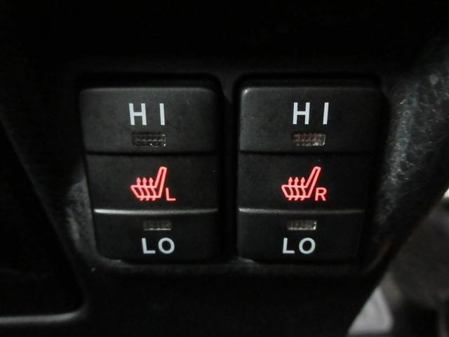 エスクァイア GIブラックテーラード フルセグ メモリーナビ DVD再生 後席モニター バックカメラ 衝突被害軽減システム ETC ドラレコ 両側電動スライド LEDヘッドランプ 乗車定員7人 3列シート 記録簿(26枚目)