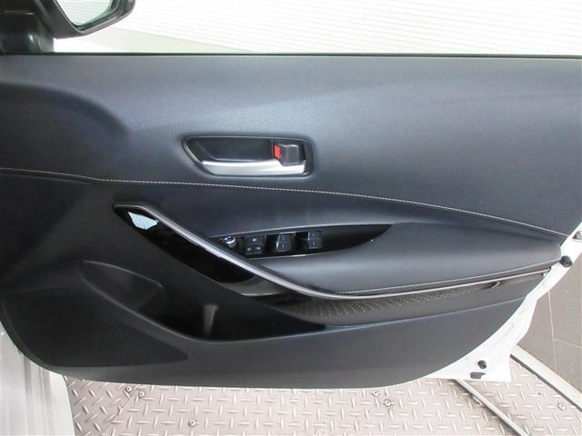 お客様にお座りいただくシートは徹底洗浄済み。