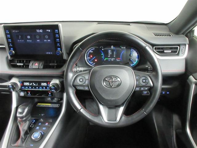 RAV4 PHV ブラックトーン 革シート 4WD バックカメラ 衝突被害軽減システム ETC LEDヘッドランプ ワンオーナー 記録簿(5枚目)