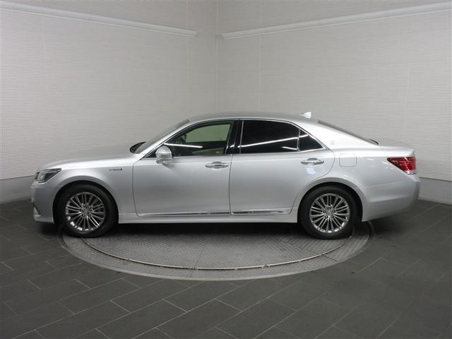 クラウンハイブリッド ロイヤルサルーンＧ　フルセグ　メモリーナビ　ＤＶＤ再生　バックカメラ　衝突被害軽減システム　ＥＴＣ　ドラレコ　ＬＥＤヘッドランプ　記録簿（3枚目）