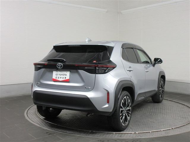 ヤリスクロス ハイブリッドＺ　フルセグ　メモリーナビ　ミュージックプレイヤー接続可　バックカメラ　衝突被害軽減システム　ＥＴＣ　ドラレコ　ＬＥＤヘッドランプ　ワンオーナー　記録簿（3枚目）