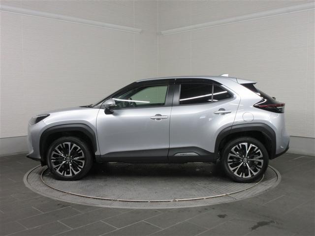 ヤリスクロス ハイブリッドＺ　フルセグ　メモリーナビ　ミュージックプレイヤー接続可　バックカメラ　衝突被害軽減システム　ＥＴＣ　ドラレコ　ＬＥＤヘッドランプ　ワンオーナー　記録簿（4枚目）