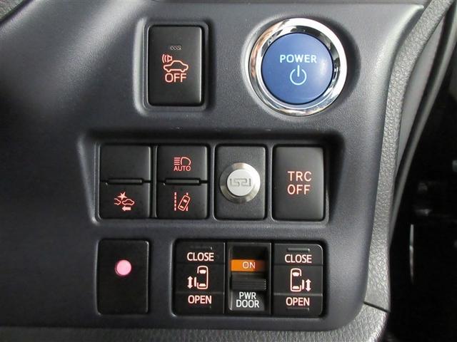 ヴォクシー ハイブリッドＶ　フルセグ　メモリーナビ　ＤＶＤ再生　後席モニター　バックカメラ　衝突被害軽減システム　ＥＴＣ　両側電動スライド　ＬＥＤヘッドランプ　乗車定員７人（22枚目）