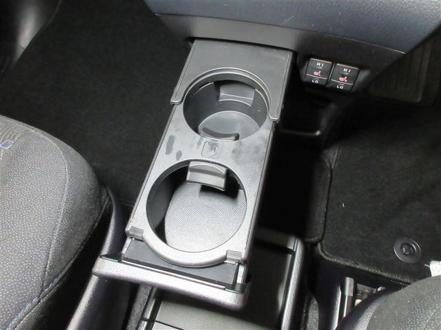 ヴォクシー ハイブリッドＶ　フルセグ　メモリーナビ　ＤＶＤ再生　後席モニター　バックカメラ　衝突被害軽減システム　ＥＴＣ　両側電動スライド　ＬＥＤヘッドランプ　乗車定員７人（27枚目）