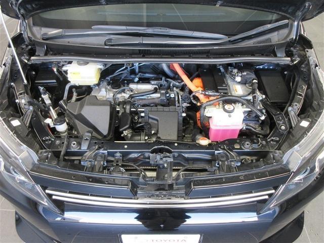 ヴォクシー ハイブリッドＶ　フルセグ　メモリーナビ　ＤＶＤ再生　後席モニター　バックカメラ　衝突被害軽減システム　ＥＴＣ　両側電動スライド　ＬＥＤヘッドランプ　乗車定員７人（39枚目）