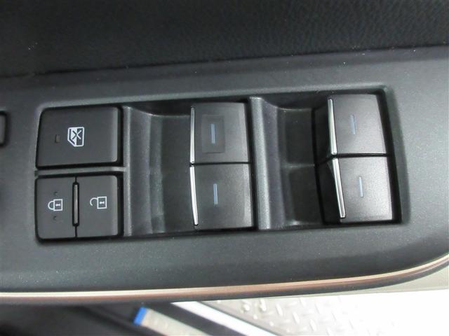 クラウンクロスオーバー Ｇアドバンスド　革シート　４ＷＤ　バックカメラ　衝突被害軽減システム　ＥＴＣ　ＬＥＤヘッドランプ　ワンオーナー　記録簿（19枚目）