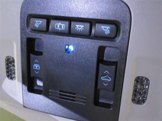 カムリ ＷＳレザーパッケージ　革シート　サンルーフ　フルセグ　メモリーナビ　ＤＶＤ再生　バックカメラ　衝突被害軽減システム　ＥＴＣ　ＬＥＤヘッドランプ　フルエアロ　記録簿（31枚目）