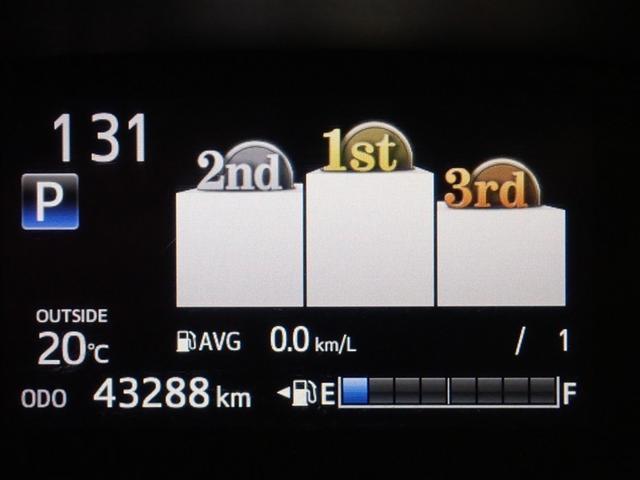 シエンタ Ｇ　ＤＶＤ再生　バックカメラ　両側電動スライド　ウオークスルー　乗車定員７人　３列シート　記録簿　アイドリングストップ（25枚目）