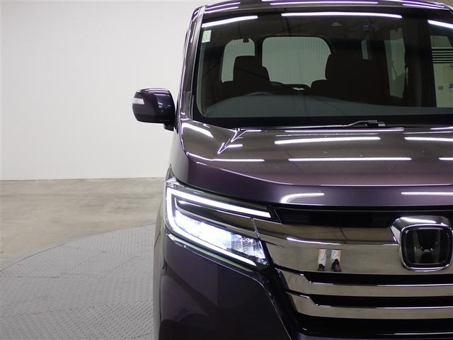 ステップワゴンスパーダ スパーダ　フルセグ　メモリーナビ　ＤＶＤ再生　バックカメラ　衝突被害軽減システム　ＥＴＣ　ドラレコ　両側電動スライド　ＬＥＤヘッドランプ　ウオークスルー　乗車定員７人　３列シート　記録簿　アイドリングストップ（8枚目）