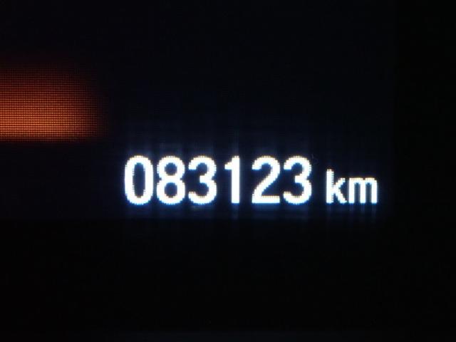 ステップワゴンスパーダ スパーダ　フルセグ　メモリーナビ　ＤＶＤ再生　バックカメラ　衝突被害軽減システム　ＥＴＣ　ドラレコ　両側電動スライド　ＬＥＤヘッドランプ　ウオークスルー　乗車定員７人　３列シート　記録簿　アイドリングストップ（20枚目）