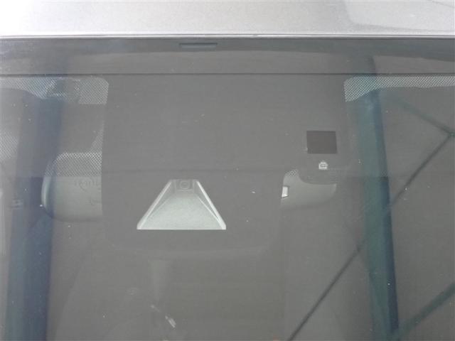 プリウス Ａ　フルセグ　メモリーナビ　ＤＶＤ再生　バックカメラ　衝突被害軽減システム　ＥＴＣ　ドラレコ　ＬＥＤヘッドランプ（10枚目）