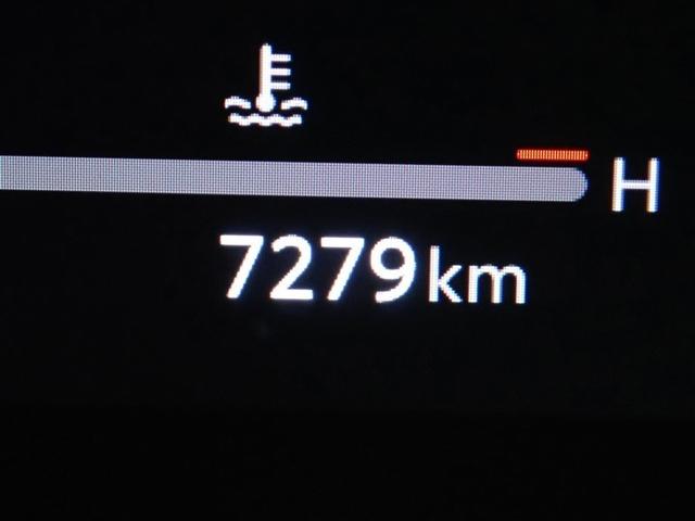 カローラ ハイブリッド　ダブルバイビー　フルセグ　メモリーナビ　バックカメラ　衝突被害軽減システム　ＥＴＣ　ドラレコ　ＬＥＤヘッドランプ　記録簿（17枚目）