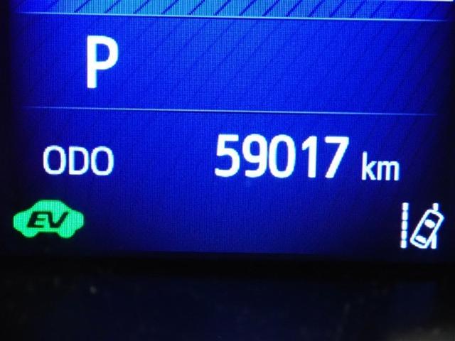 Ｃ－ＨＲ Ｇ　フルセグ　メモリーナビ　ＤＶＤ再生　バックカメラ　衝突被害軽減システム　ＥＴＣ　ドラレコ　ＬＥＤヘッドランプ　記録簿（18枚目）