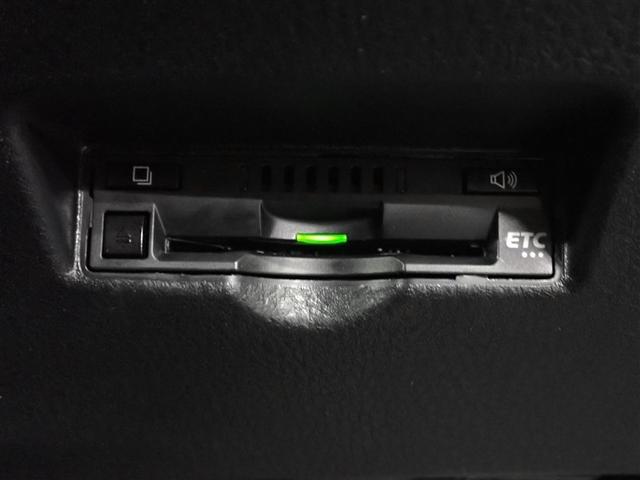 Ｃ－ＨＲ Ｇ　フルセグ　メモリーナビ　ＤＶＤ再生　バックカメラ　衝突被害軽減システム　ＥＴＣ　ドラレコ　ＬＥＤヘッドランプ　記録簿（36枚目）