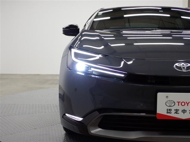 プリウス Ｚ　サンルーフ　フルセグ　バックカメラ　衝突被害軽減システム　ＥＴＣ　ＬＥＤヘッドランプ　記録簿（11枚目）