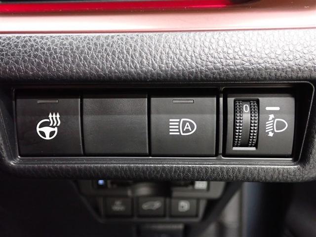 プリウス Ｚ　サンルーフ　フルセグ　バックカメラ　衝突被害軽減システム　ＥＴＣ　ＬＥＤヘッドランプ　記録簿（36枚目）