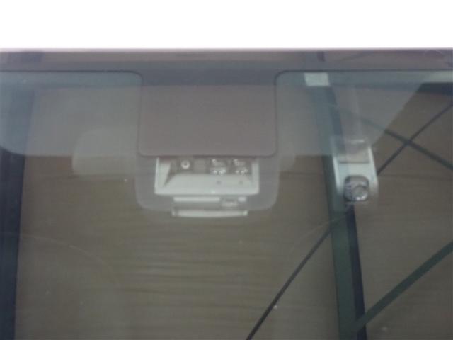 シエンタ ハイブリッド　ファンベースＧ　フルセグ　メモリーナビ　ＤＶＤ再生　バックカメラ　衝突被害軽減システム　ＥＴＣ　ドラレコ　両側電動スライド　ＬＥＤヘッドランプ　ウオークスルー　記録簿（11枚目）