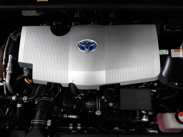 プリウス Ｓツーリングセレクション　フルセグ　メモリーナビ　ＤＶＤ再生　バックカメラ　衝突被害軽減システム　ＥＴＣ　ＬＥＤヘッドランプ　記録簿（6枚目）