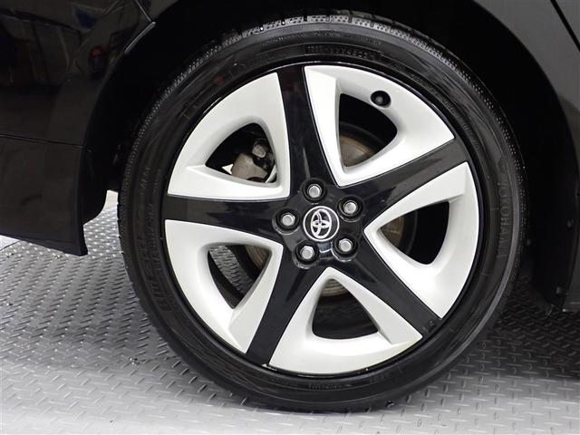 プリウス Ｓツーリングセレクション　フルセグ　メモリーナビ　ＤＶＤ再生　バックカメラ　衝突被害軽減システム　ＥＴＣ　ＬＥＤヘッドランプ　記録簿（7枚目）