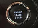 キーをカバンやポケットに入れたままでOK!プッシュボタンでエンジンスタート