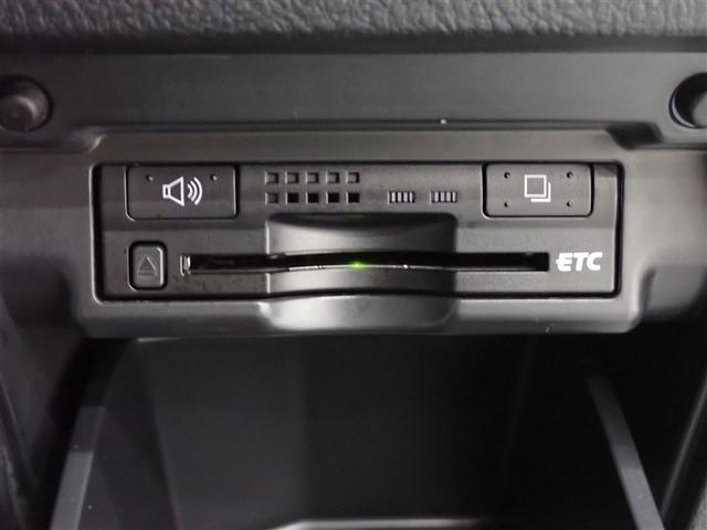 アルファード ２４０Ｓ　プライムセレクションＩＩ　フルセグ　メモリーナビ　ＤＶＤ再生　後席モニター　バックカメラ　ＥＴＣ　ドラレコ　両側電動スライド　ＨＩＤヘッドライト　乗車定員７人　３列シート（30枚目）