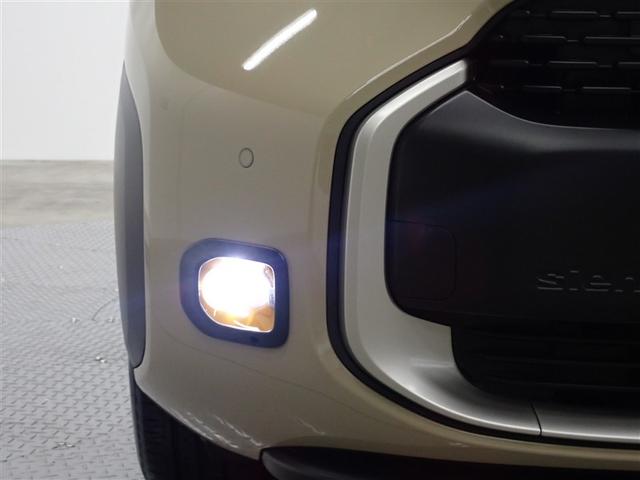 シエンタ ハイブリッドＺ　フルセグ　メモリーナビ　バックカメラ　衝突被害軽減システム　ＥＴＣ　ドラレコ　両側電動スライド　ＬＥＤヘッドランプ　ウオークスルー　乗車定員７人　３列シート　記録簿（11枚目）