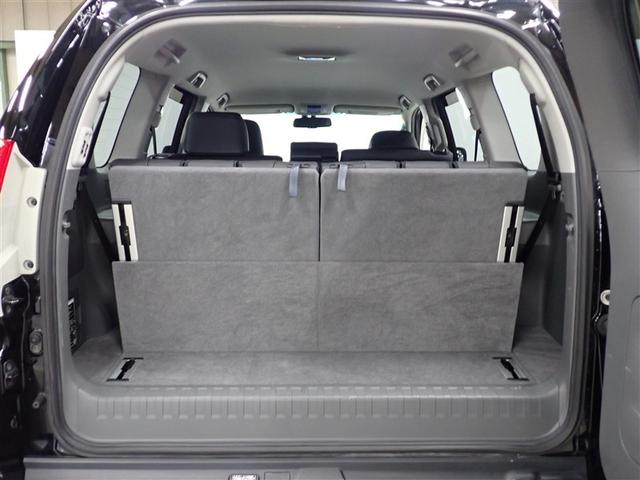 ランドクルーザープラド ＴＺ－Ｇ　革シート　４ＷＤ　フルセグ　ＨＤＤナビ　ＤＶＤ再生　バックカメラ　ＥＴＣ　乗車定員７人　３列シート　記録簿（8枚目）