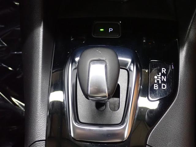 アクセラハイブリッド ハイブリッド-S フルセグ メモリーナビ DVD再生 衝突被害軽減システム ETC HIDヘッドライト(24枚目)