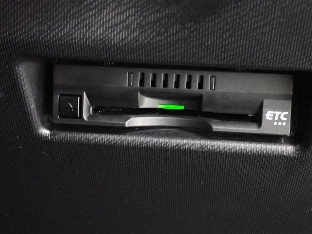 アクア Ｓスタイルブラック　フルセグ　メモリーナビ　ＤＶＤ再生　バックカメラ　衝突被害軽減システム　ＥＴＣ　ドラレコ　ＬＥＤヘッドランプ　記録簿（35枚目）