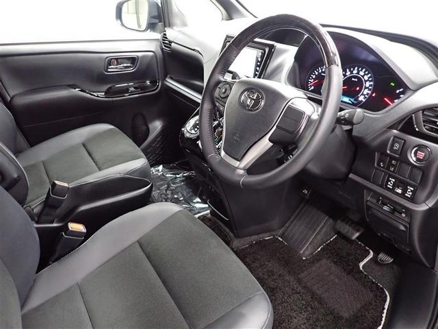 ノア Ｓｉ　ダブルバイビーＩＩＩ　フルセグ　メモリーナビ　ＤＶＤ再生　バックカメラ　衝突被害軽減システム　ＥＴＣ　両側電動スライド　ＬＥＤヘッドランプ　ウオークスルー　乗車定員７人　３列シート　記録簿　アイドリングストップ（21枚目）