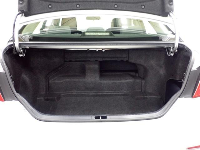 �傫���J���ĉו��̏o�����ꂪ���N���N