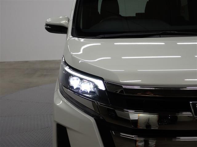 ノア Ｓｉ　ダブルバイビー　フルセグ　メモリーナビ　ＤＶＤ再生　バックカメラ　衝突被害軽減システム　ＥＴＣ　両側電動スライド　ＬＥＤヘッドランプ　ウオークスルー　乗車定員７人　３列シート　記録簿　アイドリングストップ（10枚目）