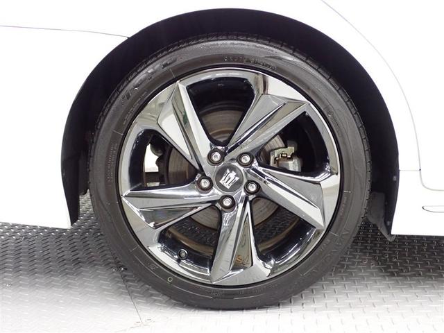 �������h���X�A�b�v���Ă���鏃���A���~�z�C�[��