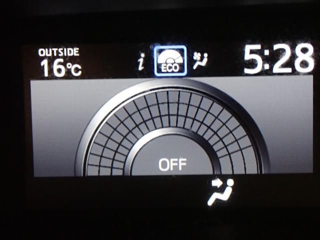 �C���t�H���[�V�����f�B�X�v���C