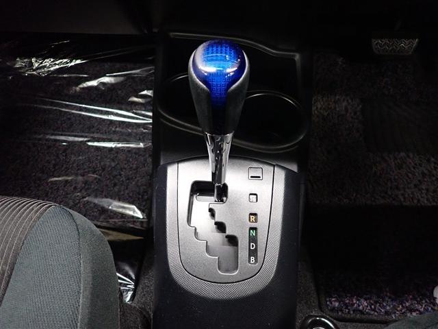 アクア Ｓスタイルブラック　フルセグ　メモリーナビ　ＤＶＤ再生　ミュージックプレイヤー接続可　バックカメラ　衝突被害軽減システム　ＥＴＣ（24枚目）