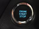 キーをカバンやポケットに入れたままでOK!プッシュボタンでエンジンスタート