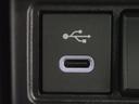 充電用ＵＳＢ端子付き。スマートフォンなどの充電に便利です。